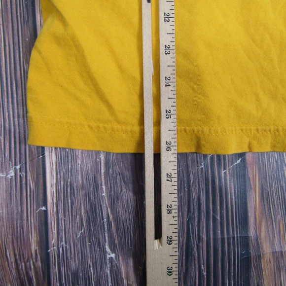 Wyoming Cowboys Shirt Mens 2XL Yellow NCAA Football Graphic Tee Short Sleeve - Picture 5 of 5